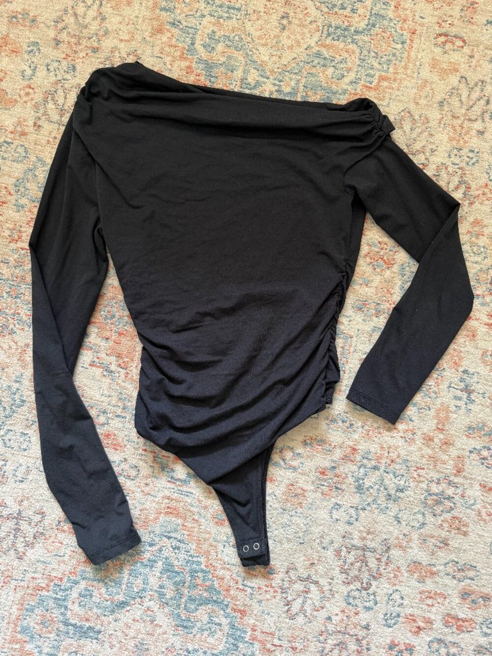 Abercrombie & Fitch Asymmetrical Off The Shoulder Bodysuit : XS